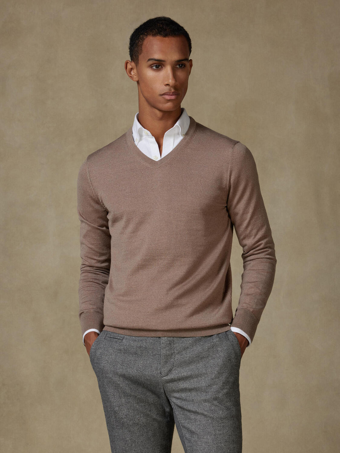 Maglia scollo a V Dylan in lana merino beige