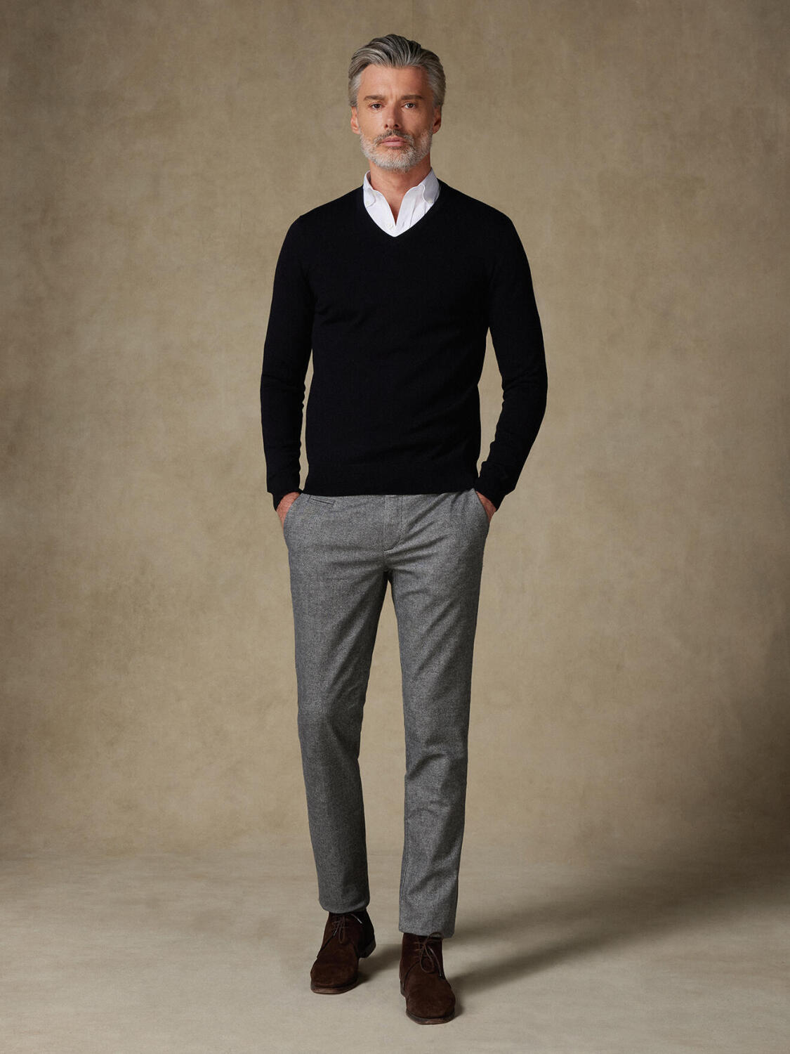 Maglia scollo a V Dylan in lana merino nera