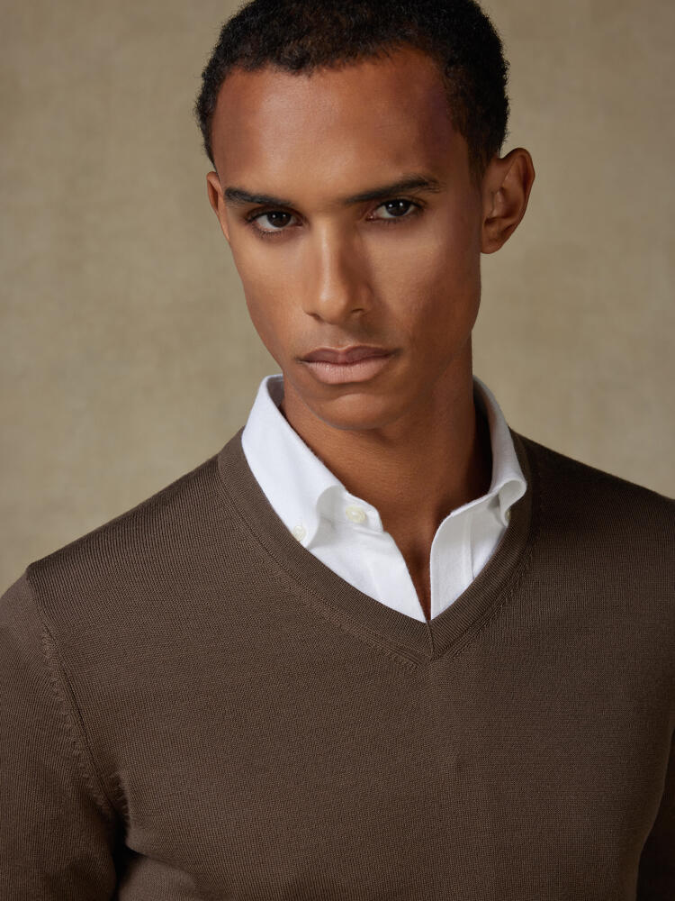 Maglia scollo a V Dylan in lana merino visone