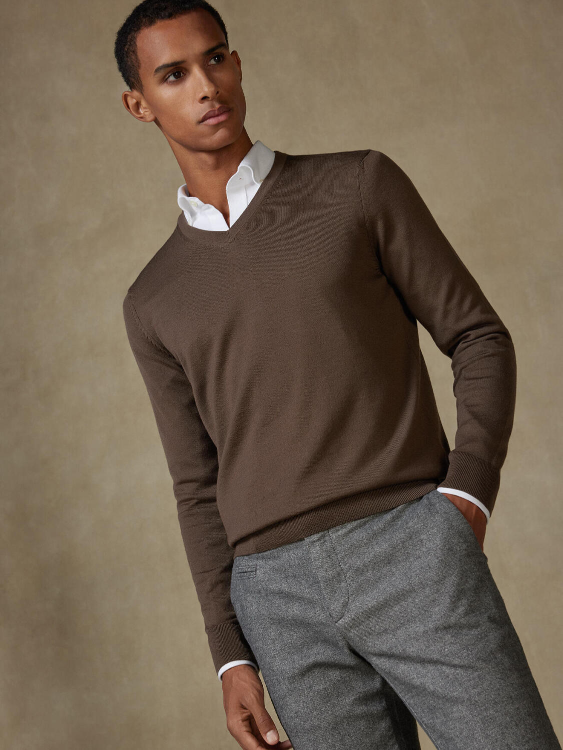 Maglia scollo a V Dylan in lana merino visone