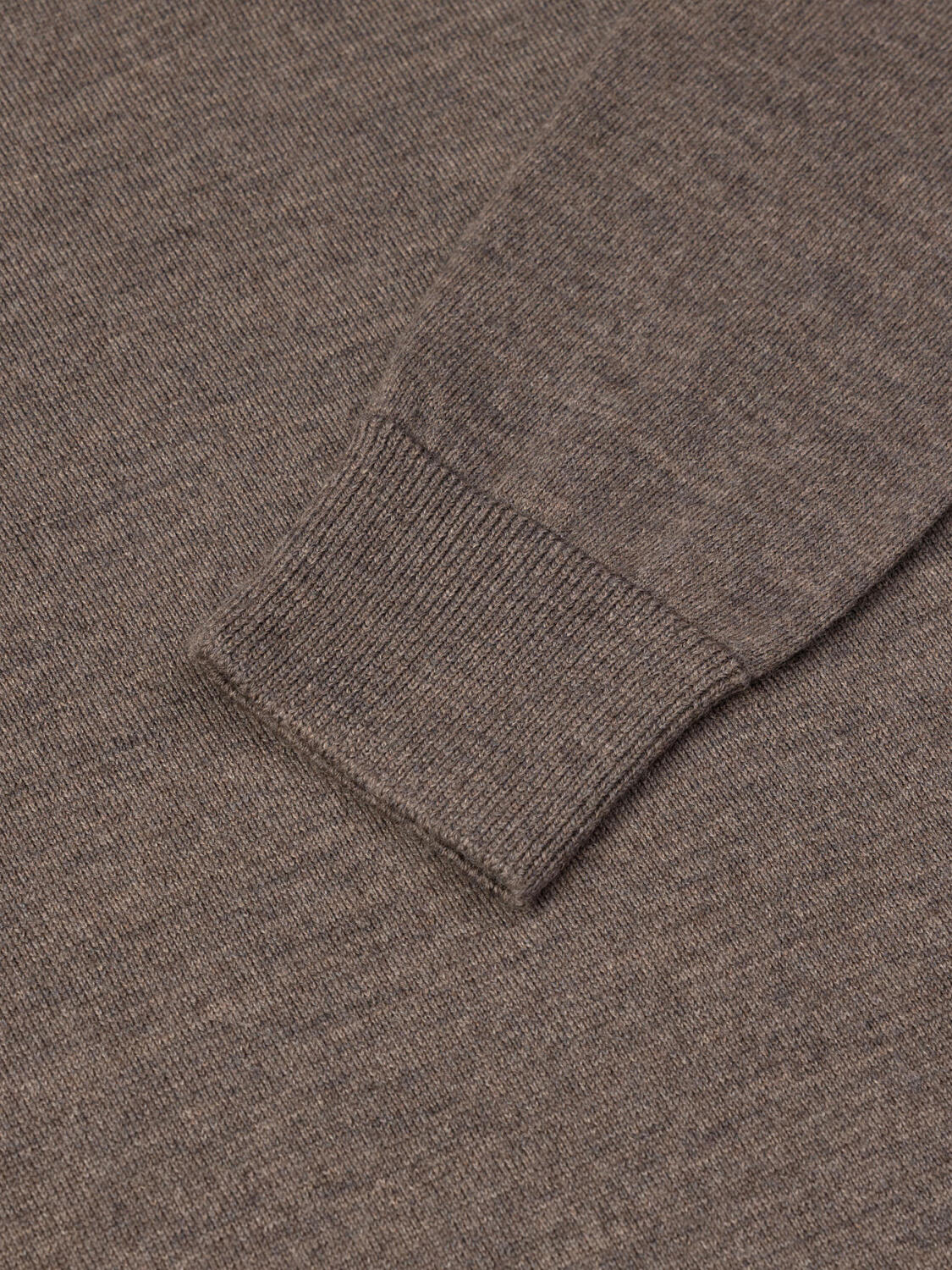 Half Zip Greg in brown colours