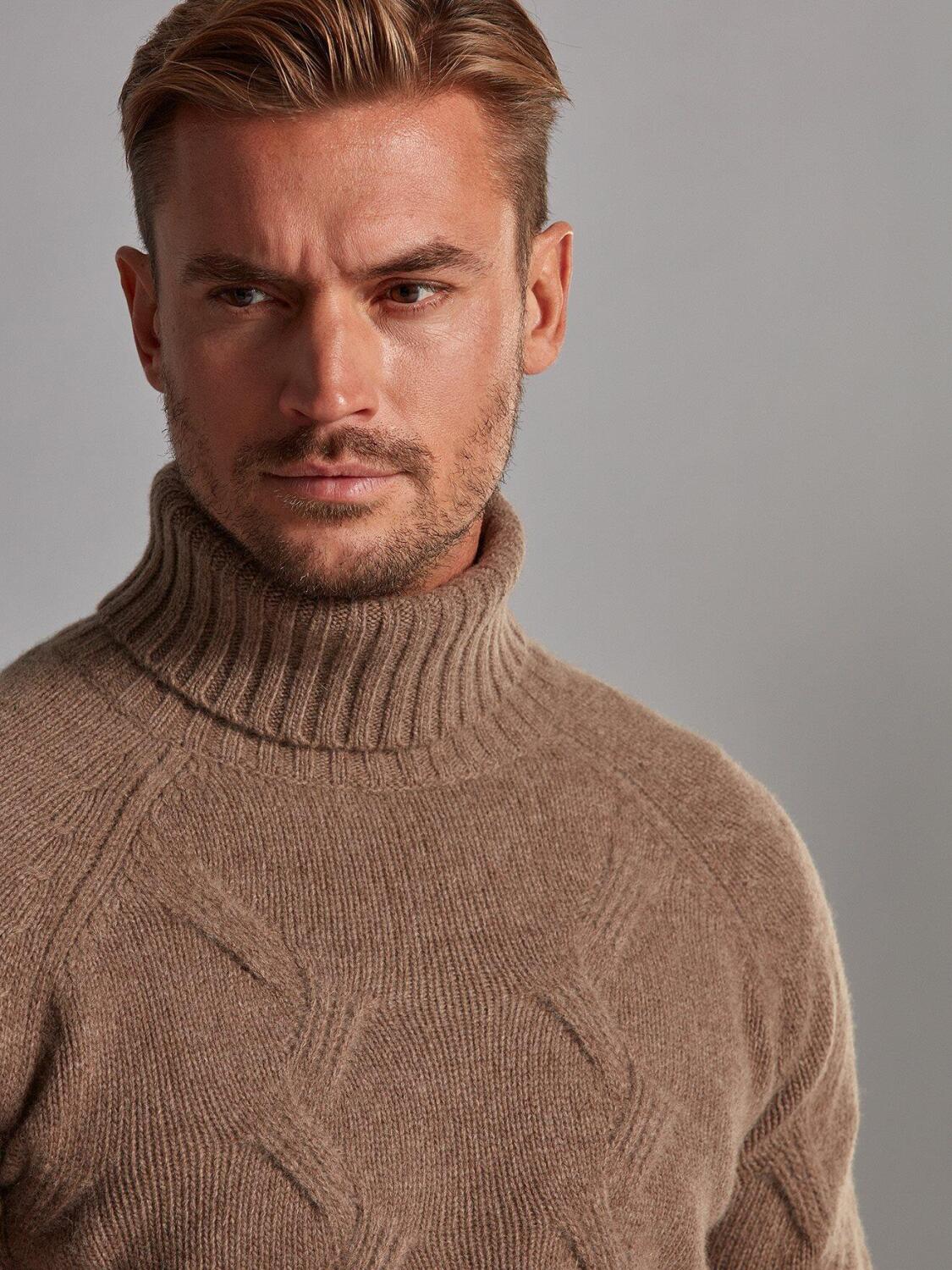 Becky twist turtleneck in mink coloured lambswool