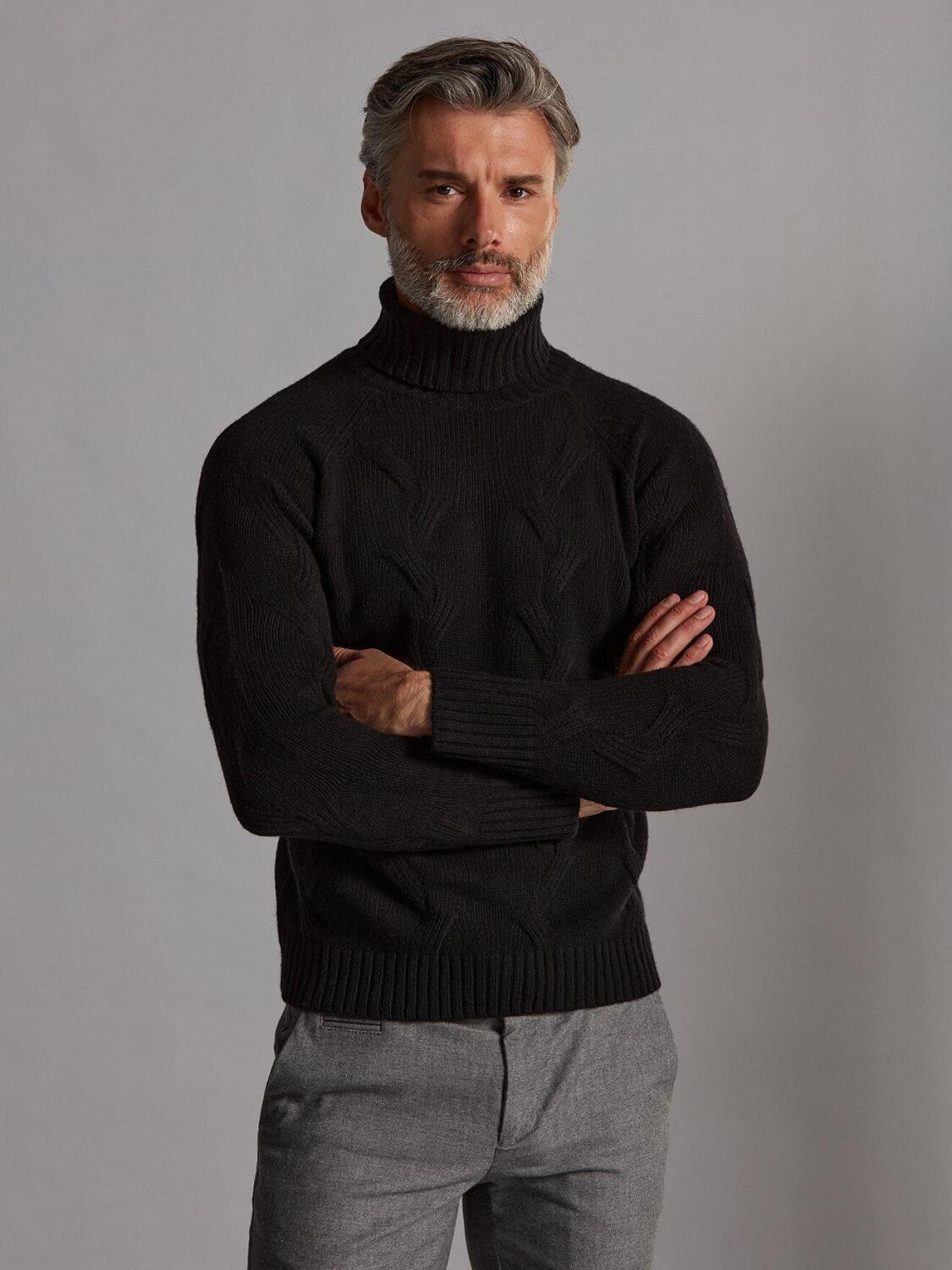 Becky twist turtleneck in black lambswool