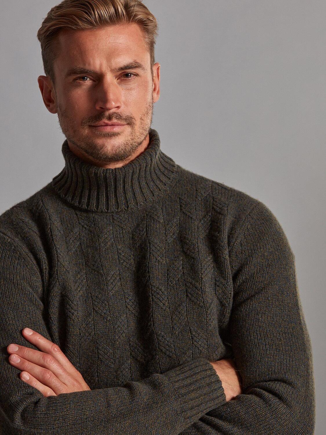 Bolton structured turtleneck in green lambswool