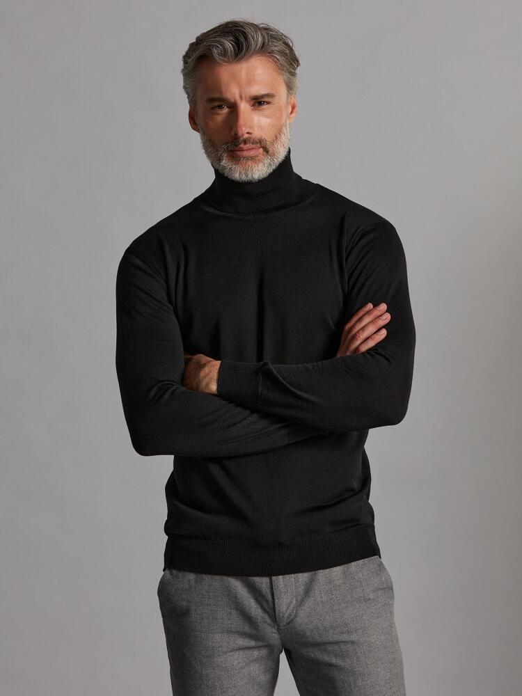 Bond turtleneck in black merino