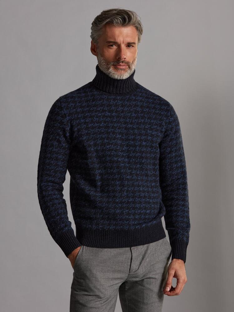 Brent turtleneck in navy blue lambswool