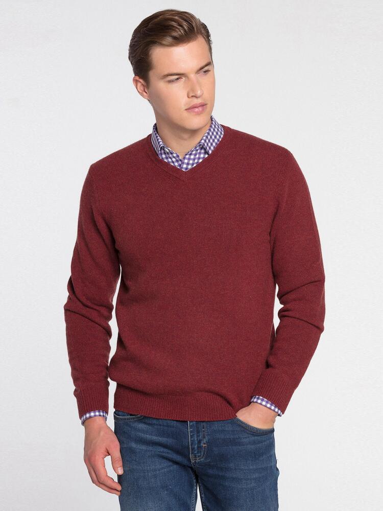 Lambswool rust V neck jumper