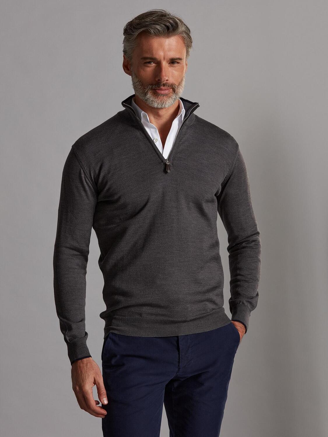 Half Zip Bobby Pullover aus anthrazitfarbener Merinowolle