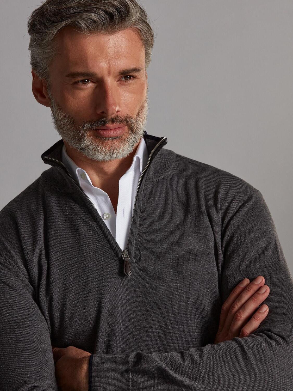 Half Zip Bobby Pullover aus anthrazitfarbener Merinowolle