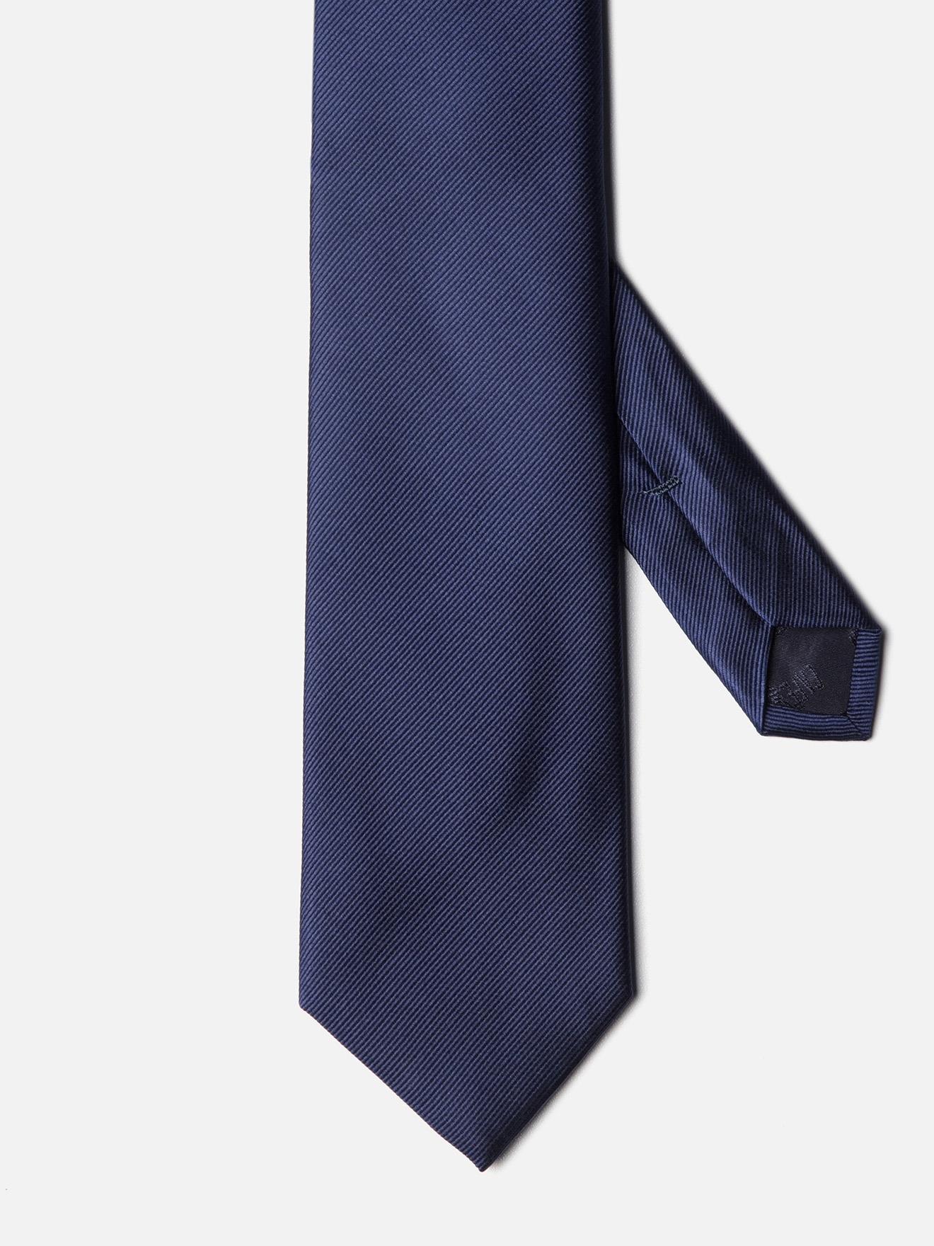 Cravate en soie bleue